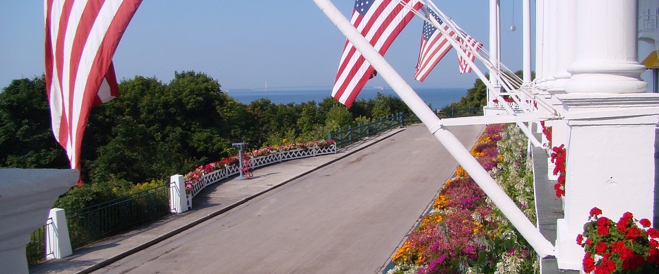 Mackinac-grand-hotel-4540181_pixabay